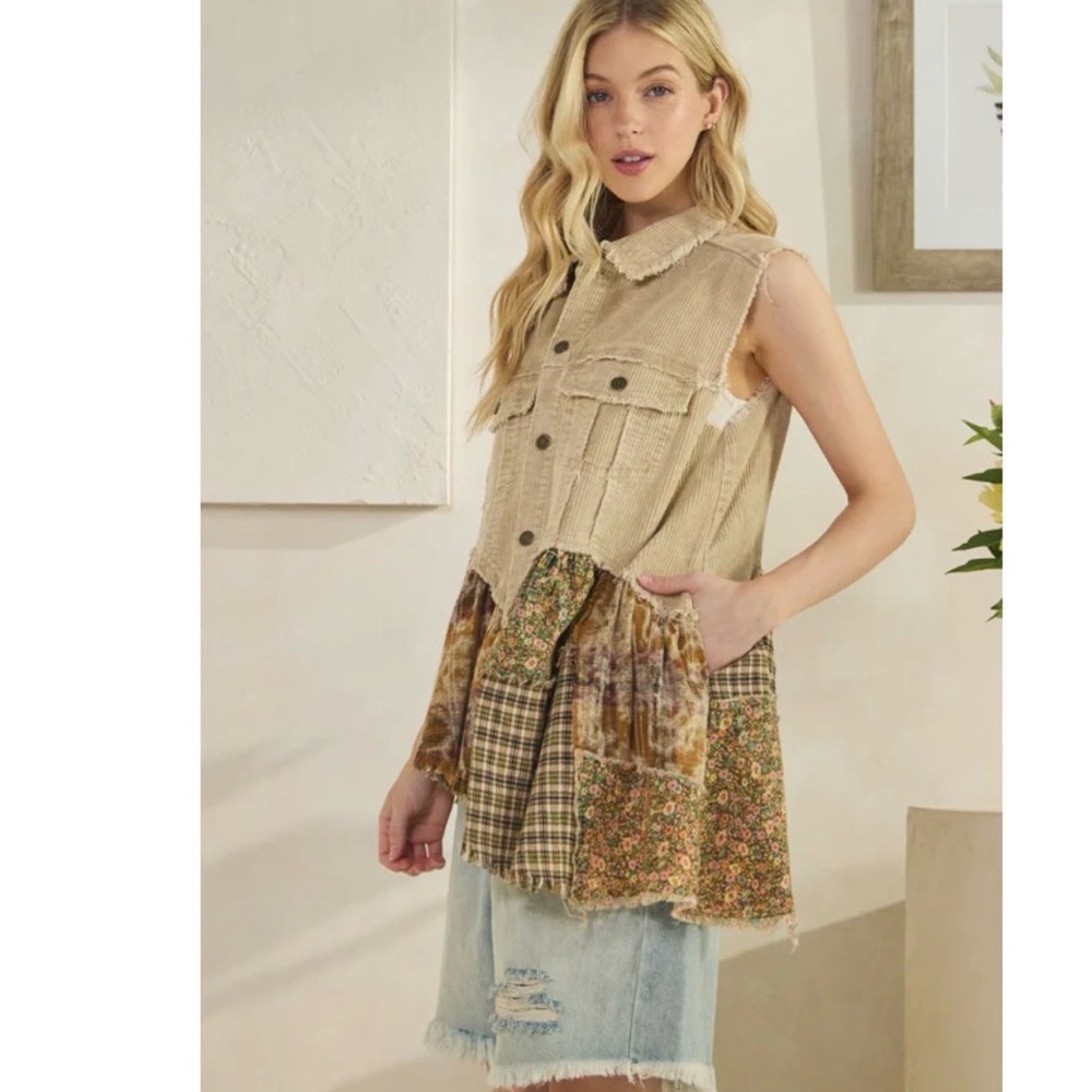 Oli & Hali NWOT washed flannel ruffle hem top - Picture 3 of 8